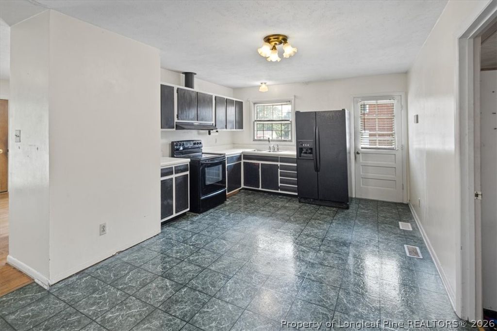 1938 Martindale Drive, Fayetteville, NC 28304 — photo 13