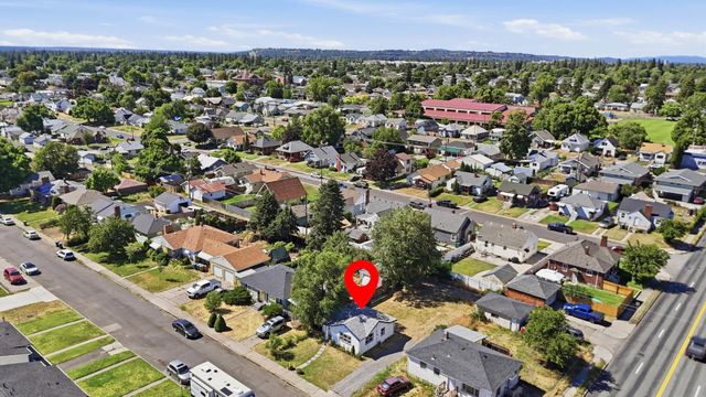 923 E Courtland Ave, Spokane, WA 99207