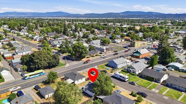 923 E Courtland Ave, Spokane, WA 99207
