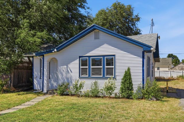 923 E Courtland Ave, Spokane, WA 99207