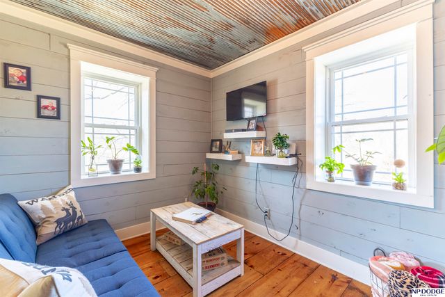 8120 County Road 41 County Road, Fort Calhoun, NE 68023