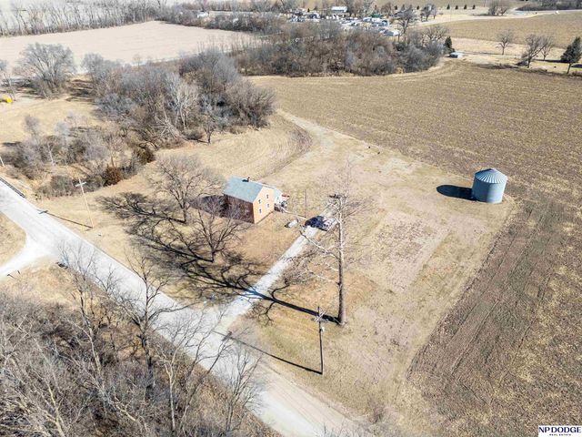 8120 County Road 41 County Road, Fort Calhoun, NE 68023