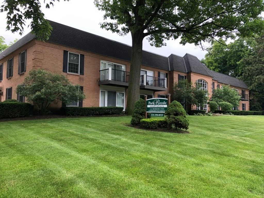 207 W Park Avenue 206, Libertyville, IL 60048