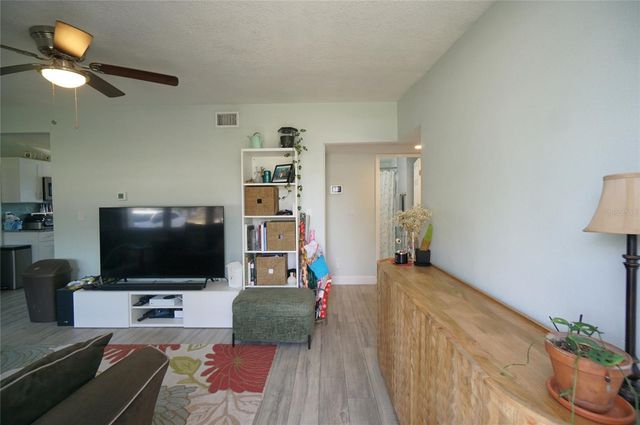 4108 W MONTGOMERY TERRACE, Tampa, FL 33616