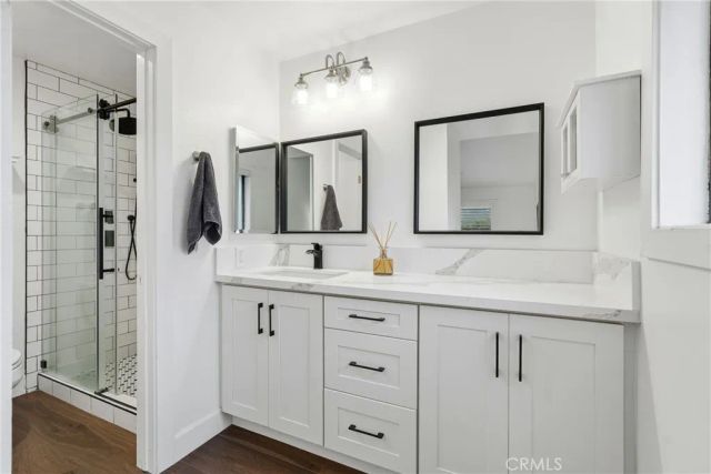 19222 Shoreline 7, Huntington Beach, CA 92648