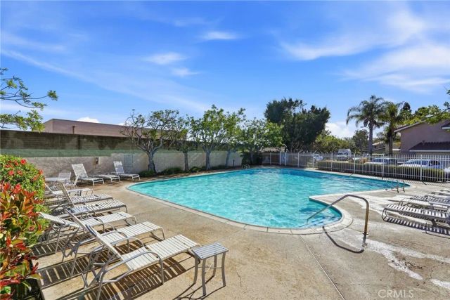 19222 Shoreline 7, Huntington Beach, CA 92648