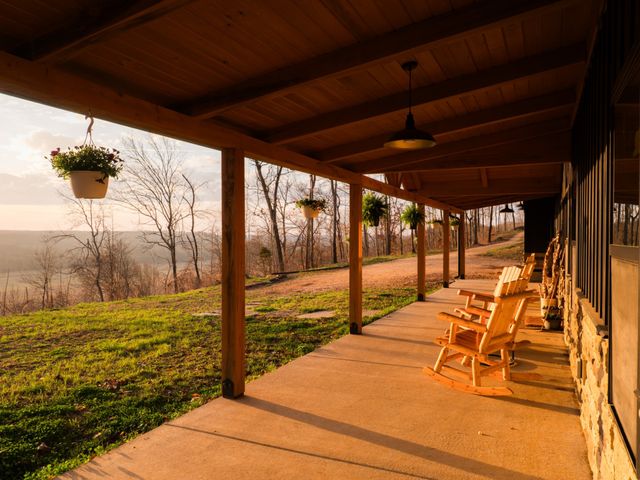 7050 Bakerville Rd, Waverly, TN 37185