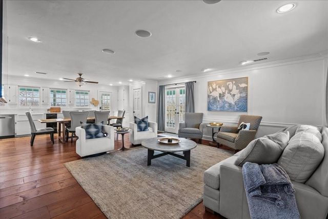 462 Exotic Isle Drive, Bay City, TX 77457