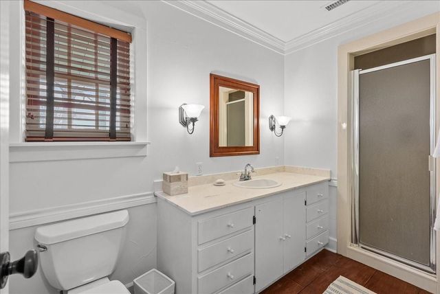 462 Exotic Isle Drive, Bay City, TX 77457