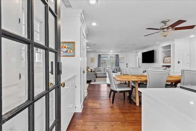 462 Exotic Isle Drive, Bay City, TX 77457