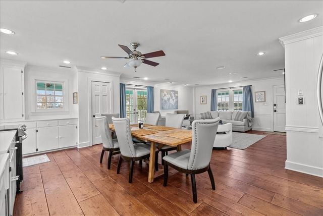 462 Exotic Isle Drive, Bay City, TX 77457