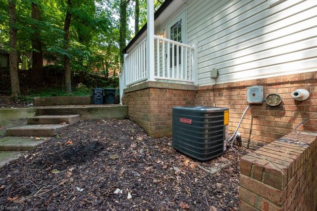 5809 Carriage Lane, Greensboro, NC 27410