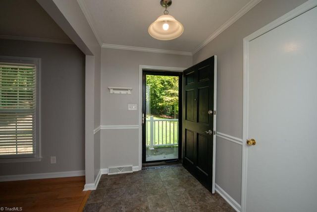 5809 Carriage Lane, Greensboro, NC 27410