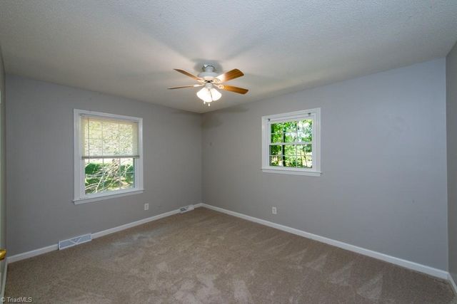 5809 Carriage Lane, Greensboro, NC 27410