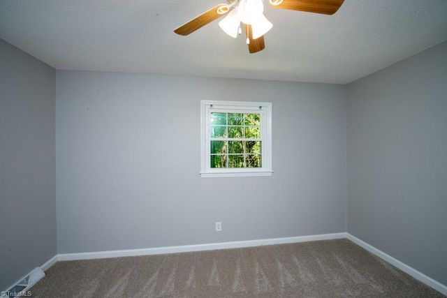 5809 Carriage Lane, Greensboro, NC 27410