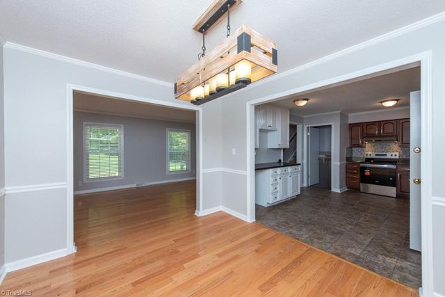 5809 Carriage Lane, Greensboro, NC 27410