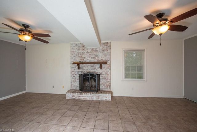 5809 Carriage Lane, Greensboro, NC 27410