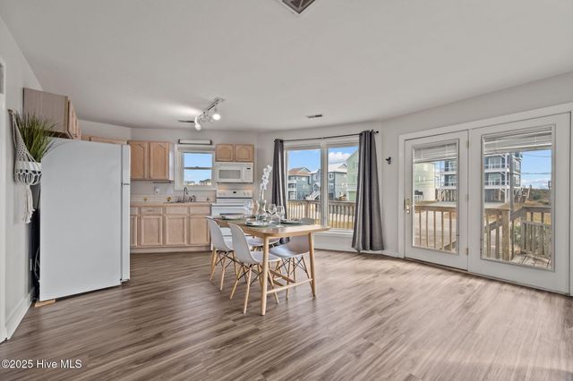 3045 Island Drive, N Topsail Beach, NC 28460