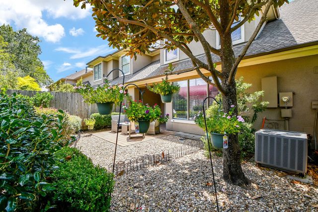 4212 Stonebridge Drive, Missouri City, TX 77459