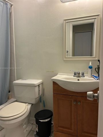15710 E Waterside Circle 203, Sunrise, FL 33326