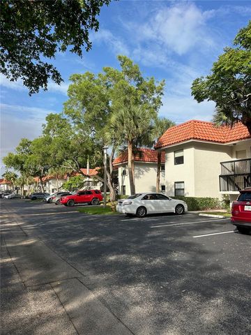15710 E Waterside Circle 203, Sunrise, FL 33326