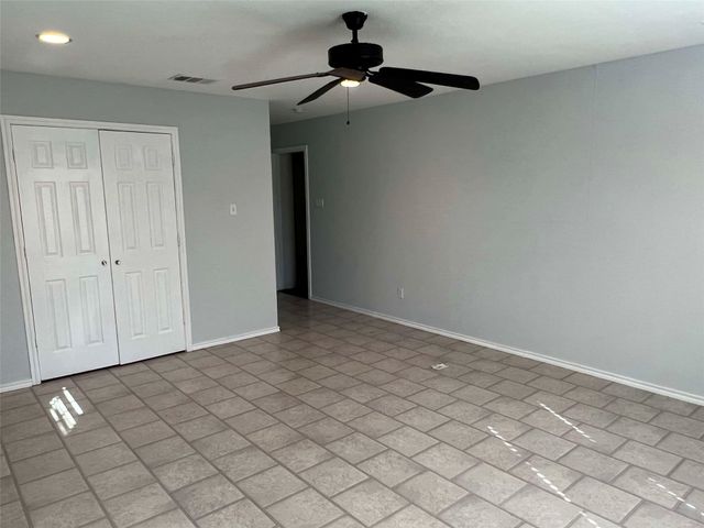 1020 Vera Court, Irving, TX 75060