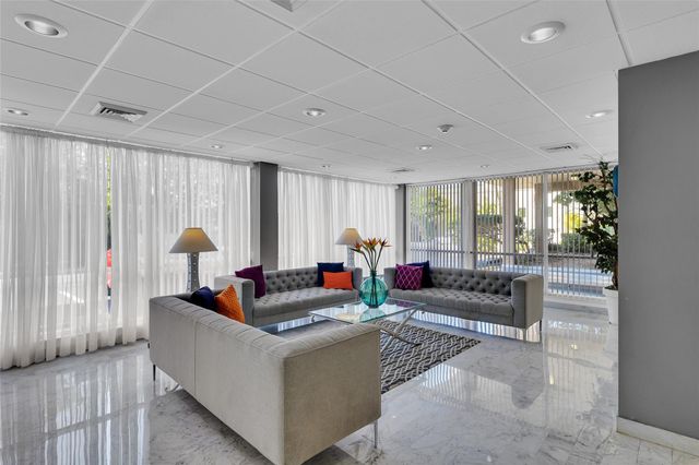 1625 SE 10th Ave 506, Fort Lauderdale, FL 33316