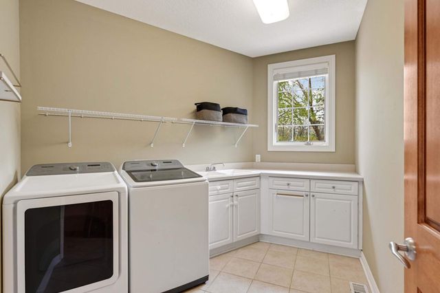 6507 Orchard Ridge Trail, Woodbury, MN 55129