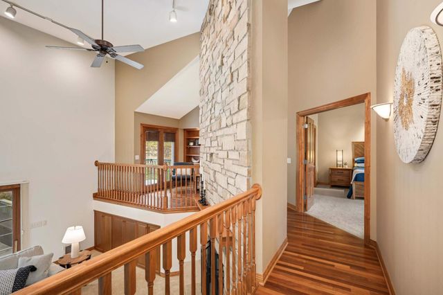 6507 Orchard Ridge Trail, Woodbury, MN 55129