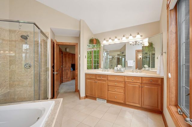 6507 Orchard Ridge Trail, Woodbury, MN 55129