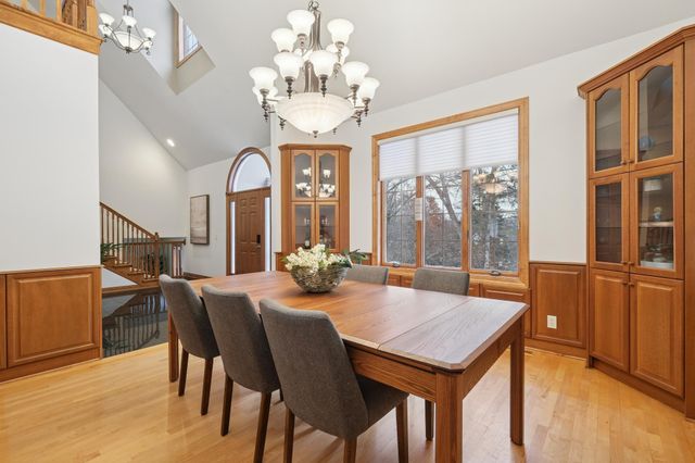 6507 Orchard Ridge Trail, Woodbury, MN 55129