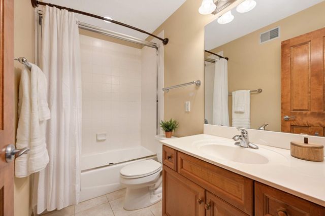 6507 Orchard Ridge Trail, Woodbury, MN 55129