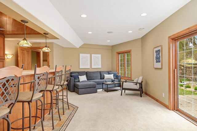 6507 Orchard Ridge Trail, Woodbury, MN 55129