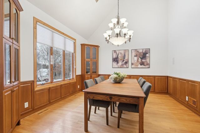 6507 Orchard Ridge Trail, Woodbury, MN 55129