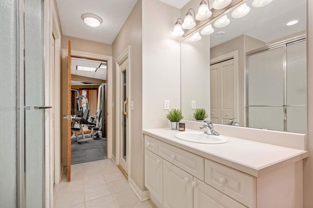 6507 Orchard Ridge Trail, Woodbury, MN 55129