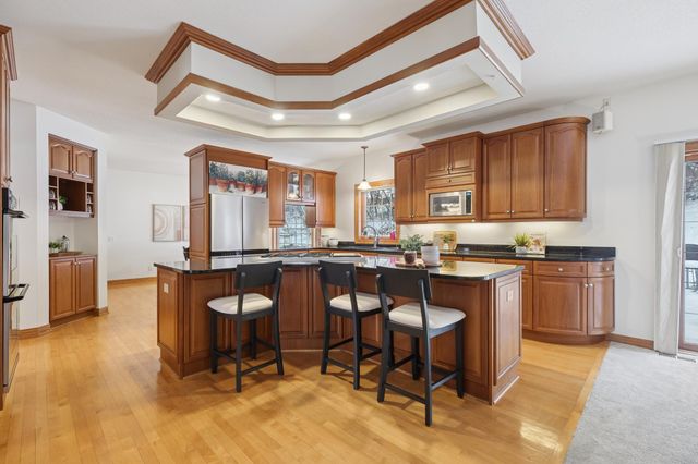 6507 Orchard Ridge Trail, Woodbury, MN 55129