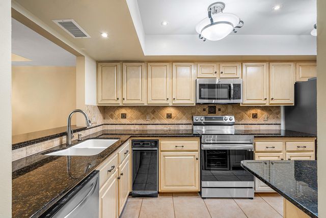 5664 Santiago Circle, Boca Raton, FL 33433