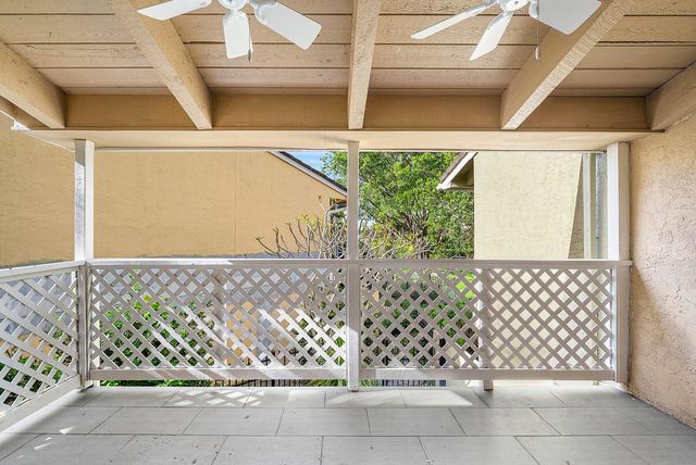 5664 Santiago Circle, Boca Raton, FL 33433