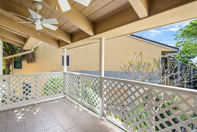 5664 Santiago Circle, Boca Raton, FL 33433