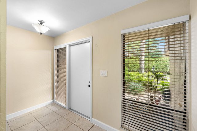 5664 Santiago Circle, Boca Raton, FL 33433