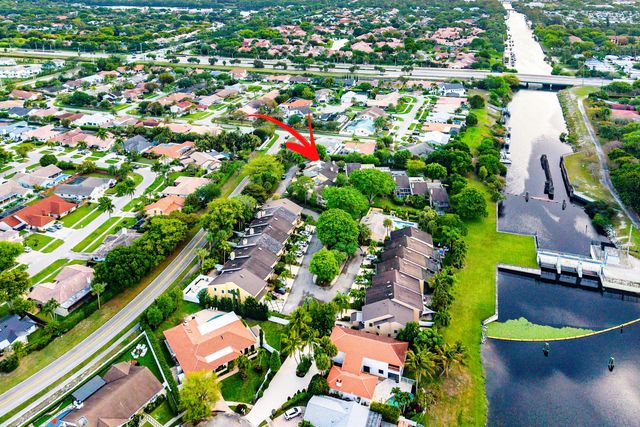 5664 Santiago Circle, Boca Raton, FL 33433