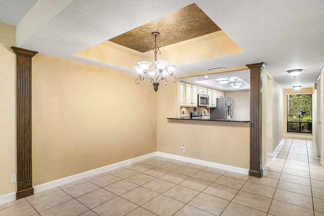 5664 Santiago Circle, Boca Raton, FL 33433