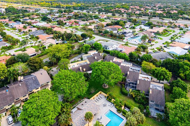 5664 Santiago Circle, Boca Raton, FL 33433