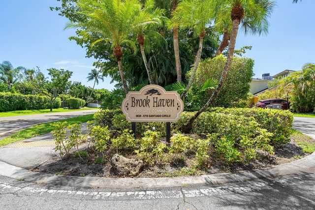 5664 Santiago Circle, Boca Raton, FL 33433