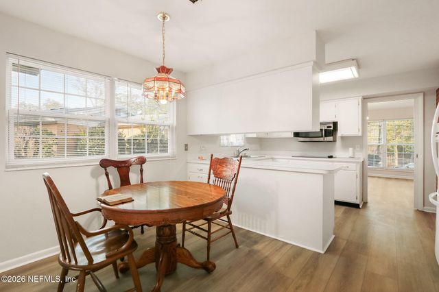 6906 HANSON Drive N, Jacksonville, FL 32210