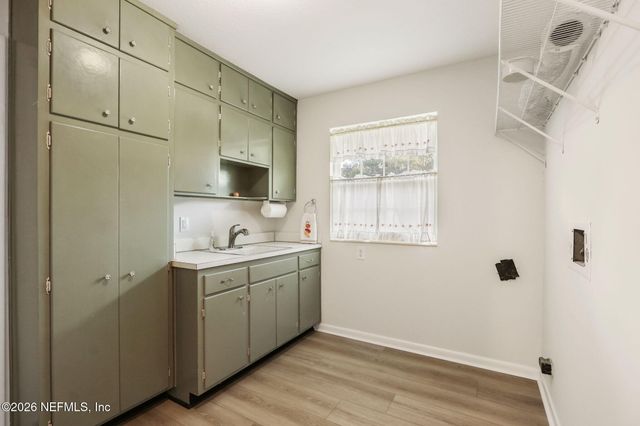 6906 HANSON Drive N, Jacksonville, FL 32210