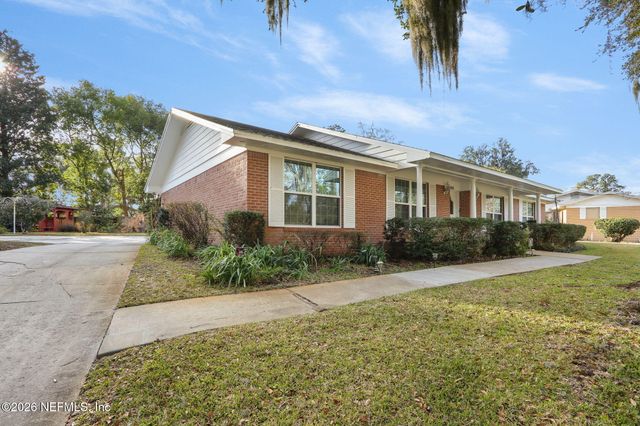 6906 HANSON Drive N, Jacksonville, FL 32210