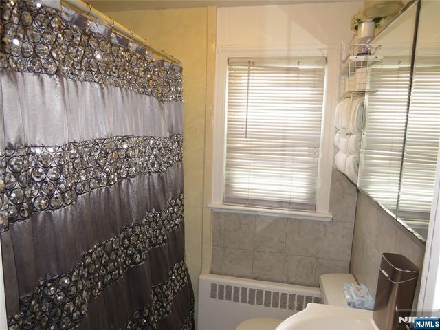 838 Paulison Avenue 2nd Fllo, Clifton, NJ 07011