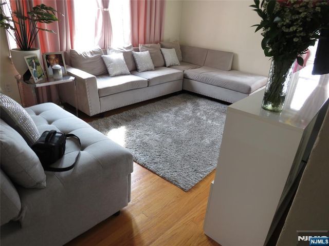 838 Paulison Avenue 2nd Fllo, Clifton, NJ 07011