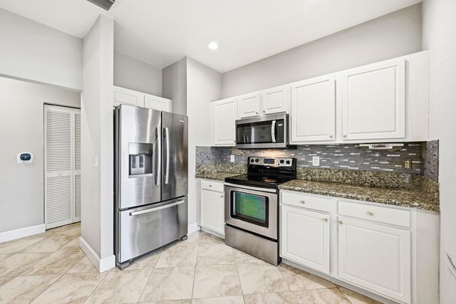 4701 SW 13th Street, Deerfield Beach, FL 33442